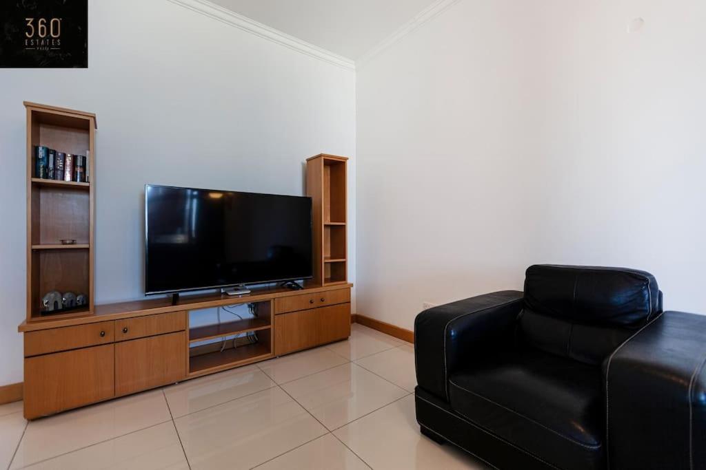 Comfortable Penthouse, Served With Lift, Wifi & Ac By 360 Estates Gzira Экстерьер фото